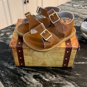 Footmates sandals new in box, size 5